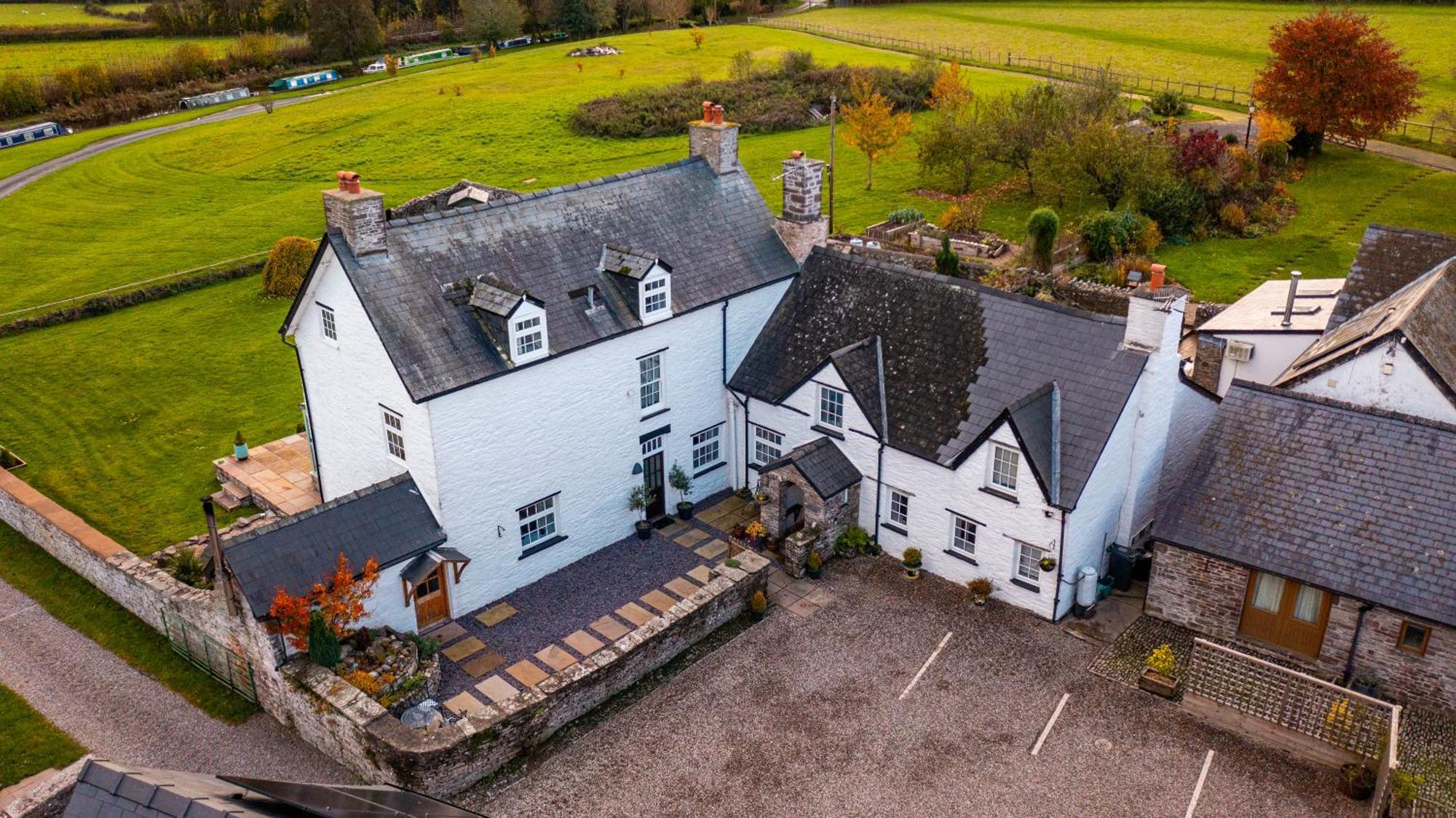 Ty Newydd B&B ブレコン エクステリア 写真